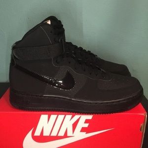 Air Force (Size 7)